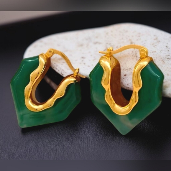 Jewelry - Gold Plated Beyond Beautiful Emerald Lucite Earrings